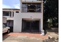 Locales y Bodegas, Alquiler, La Hacienda - $4.700.000