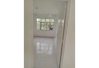 Apartamentos, Alquiler, Nueva Floresta - $900.000