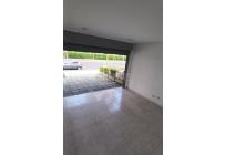 Locales y Bodegas, Alquiler, Ciudad Melendez - $2.600.000