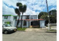Casas, Alquiler, Bogotá - $4.350.000