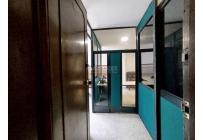 Oficinas y Consultorios, Alquiler, San Vicente - $2.600.000