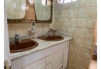 Casas, Venta, Santa Bárbara - $2.500.000.000