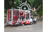CAMION VITRINA U OFICINA MOVIL - Banquetes y Eventos