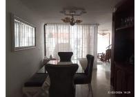 Casas, Venta, Primero de Mayo - $450.000.000