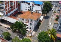 Casas, Venta, Centenario - $1.980.000.000