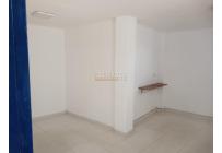 Locales y Bodegas, Alquiler, El Troncal - $5.500.000