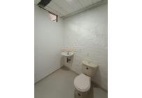 Locales y Bodegas, Alquiler, El Troncal - $5.500.000