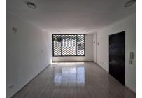 Oficinas y Consultorios, Alquiler, La Flora - $1.100.000