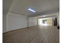 Locales y Bodegas, Alquiler, Miraflores - $2.300.000