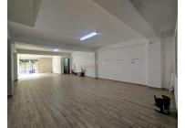 Locales y Bodegas, Alquiler, Miraflores - $2.300.000