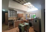 Casas, Venta, Atanasio Girardot - $480.000.000