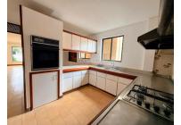 Apartamentos, Venta, Versalles - $585.000.000