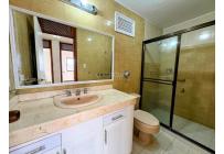 Apartamentos, Venta, Versalles - $585.000.000