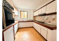 Apartamentos, Venta, Versalles - $585.000.000