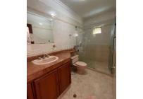 Casas, Venta, Miraflores - $1.850.000.000