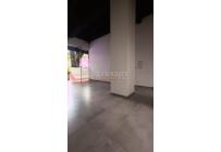 Locales y Bodegas, Alquiler, Centro Ccial. Unicentro - $6.500.000