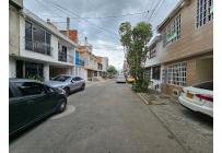 Apartamentos, Alquiler, Villa del Parque - $950.000