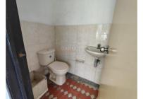 Locales y Bodegas, Alquiler, Camino Real - $2.000.000