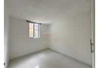 Apartamentos, Alquiler, Alcázares - $800.000