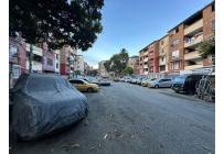 Apartamentos, Alquiler, Alcázares - $800.000