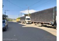 Locales y Bodegas, Venta, Yumbo - $1.000.000.000