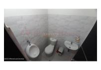 Locales y Bodegas, Venta, Bogotá - $2.500.000.000