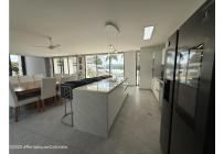 Casas, Venta, Girardot - $3.000.000.000