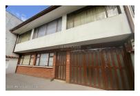 Casas, Venta, Bogotá - $890.000.000