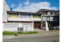 Casas, Venta, Bogotá - $890.000.000