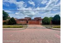 Casas, Venta, Bogotá - $2.500.000.000