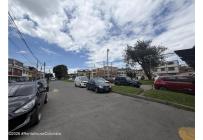 Locales y Bodegas, Venta, Bogotá - $3.000.000.000