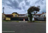 Casas, Venta, Bogotá - $935.000.000