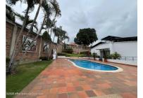 Casas, Alquiler, Los Patios - $3.500.000