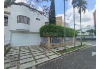 Casas, Alquiler, Ciudad Jardín - $10.000.000