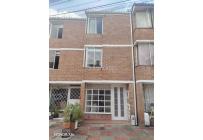 Casas, Alquiler, Bogotá - $2.400.000