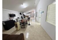 Locales y Bodegas, Alquiler, La Base - $7.800.000