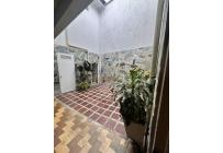 Casas, Venta, Miraflores - $590.000.000