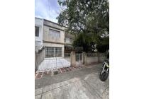 Casas, Venta, Miraflores - $590.000.000