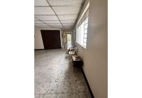 Casas, Venta, Miraflores - $590.000.000