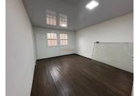 Oficinas y Consultorios, Alquiler, Versalles - $3.500.000