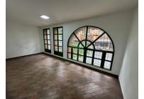 Oficinas y Consultorios, Alquiler, Versalles - $3.500.000