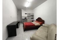 Apartaestudios, Alquiler, Champagñat - $700.000