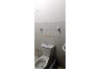 Locales y Bodegas, Alquiler, El Jardín - $2.000.000