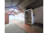 Locales y Bodegas, Alquiler, Cristóbal Colón - $8.000.000