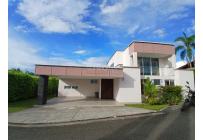 Casas, Alquiler, Pereira - $9.000.000