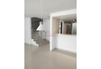 Casas, Alquiler, Ciudad Country - $2.700.000