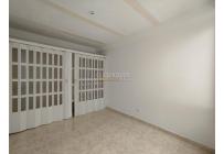Apartamentos, Alquiler, La Esmeralda - $1.400.000