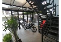 Edificios, Venta, Primero de Mayo - $2.500.000.000