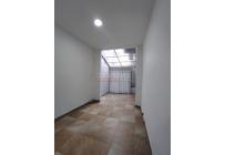 Locales y Bodegas, Alquiler, Granada - $4.800.000