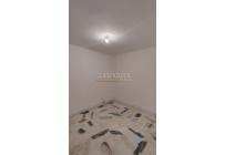Apartamentos, Alquiler, Primero de Mayo - $2.000.000